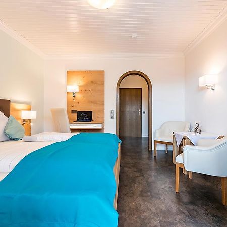 Graefliches Hotel Alte Post Бад Бирнбах Екстериор снимка