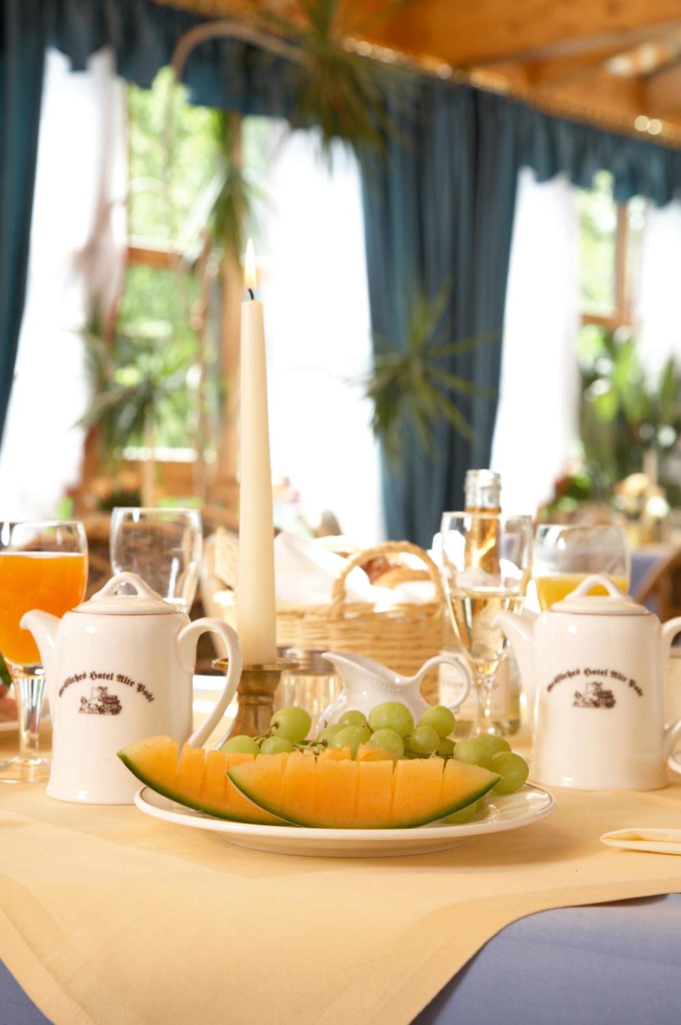 Graefliches Hotel Alte Post Бад Бирнбах Екстериор снимка
