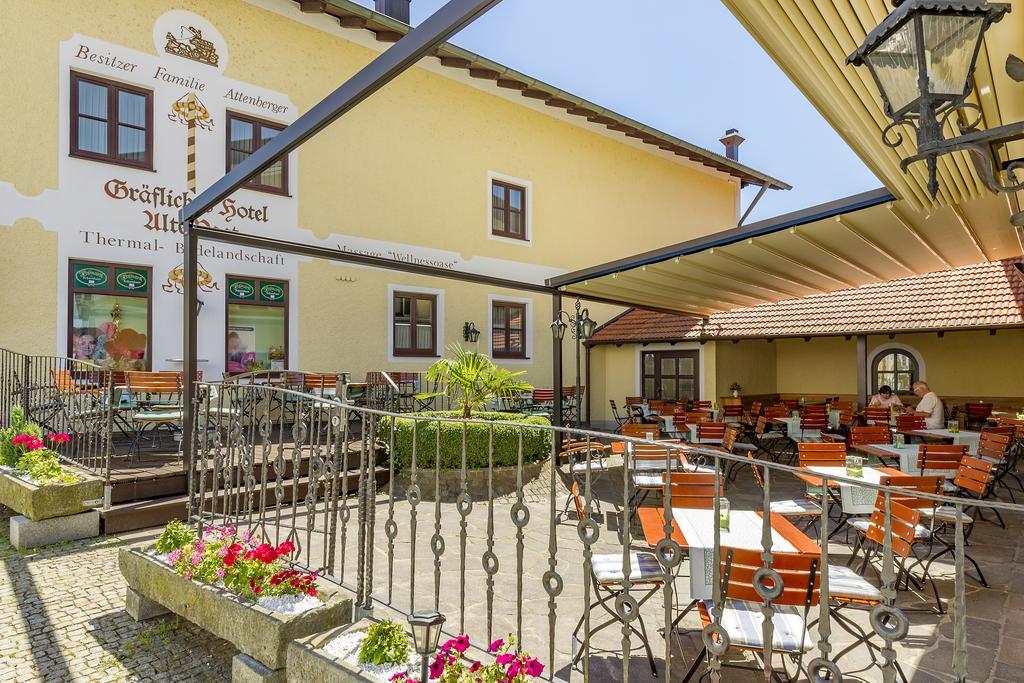 Graefliches Hotel Alte Post Бад Бирнбах Екстериор снимка