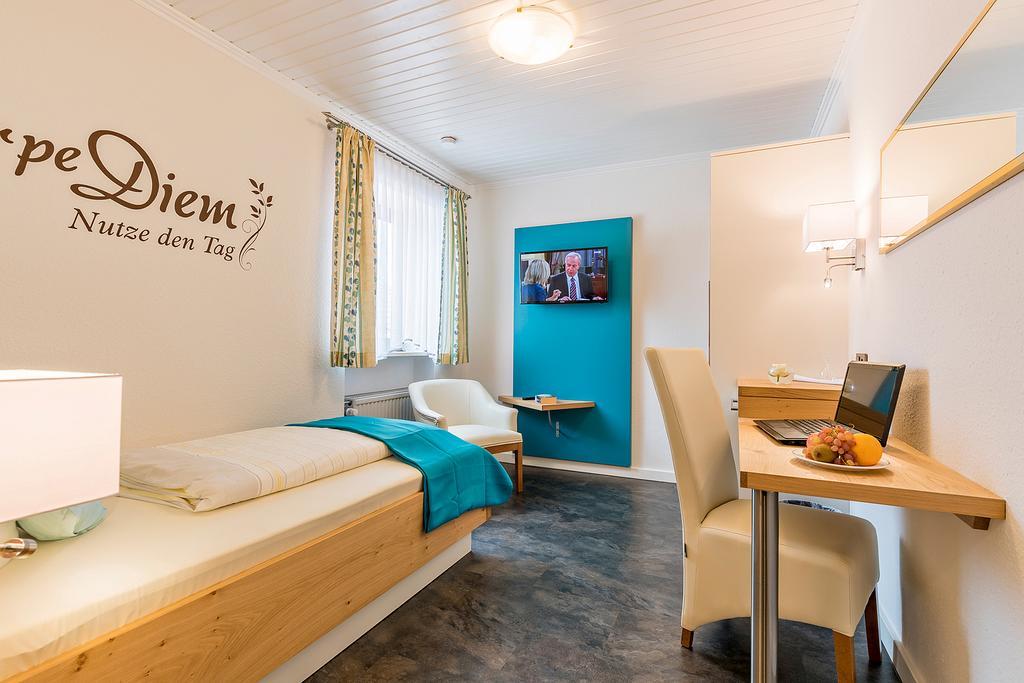 Graefliches Hotel Alte Post Бад Бирнбах Екстериор снимка