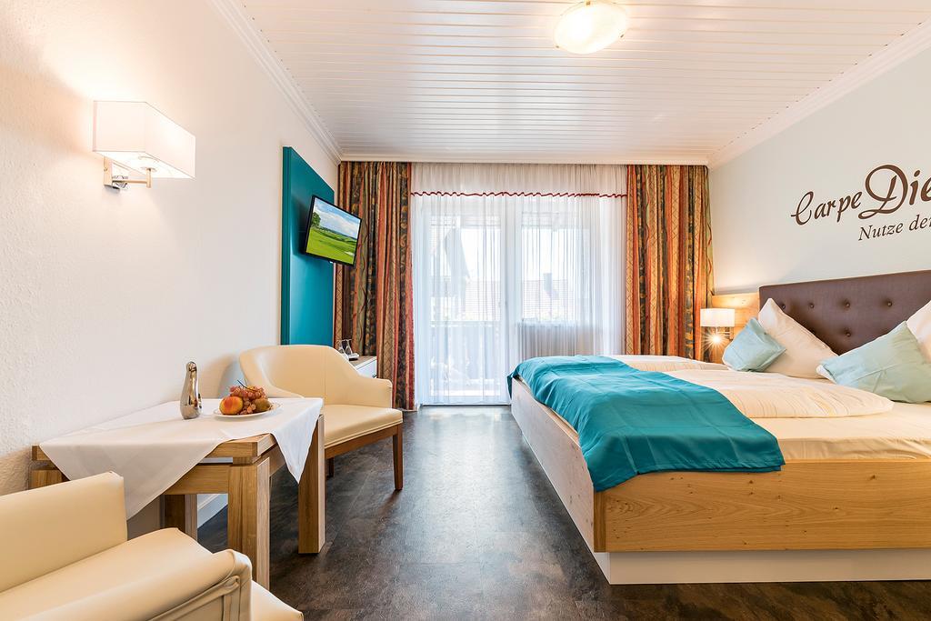 Graefliches Hotel Alte Post Бад Бирнбах Екстериор снимка